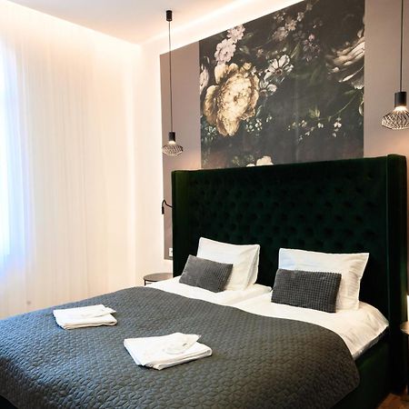 Luxury Apartments Laborca ウージュホロド エクステリア 写真